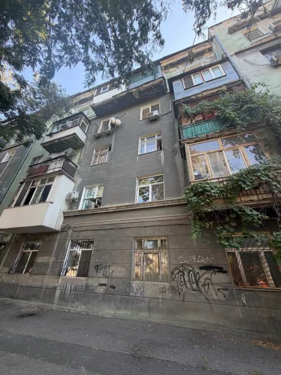 Apartment for sale in the area of Staroportofransk.