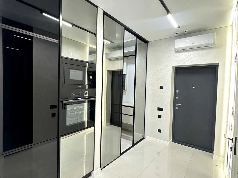 Apartment. Odessa, Kurortny prospekt