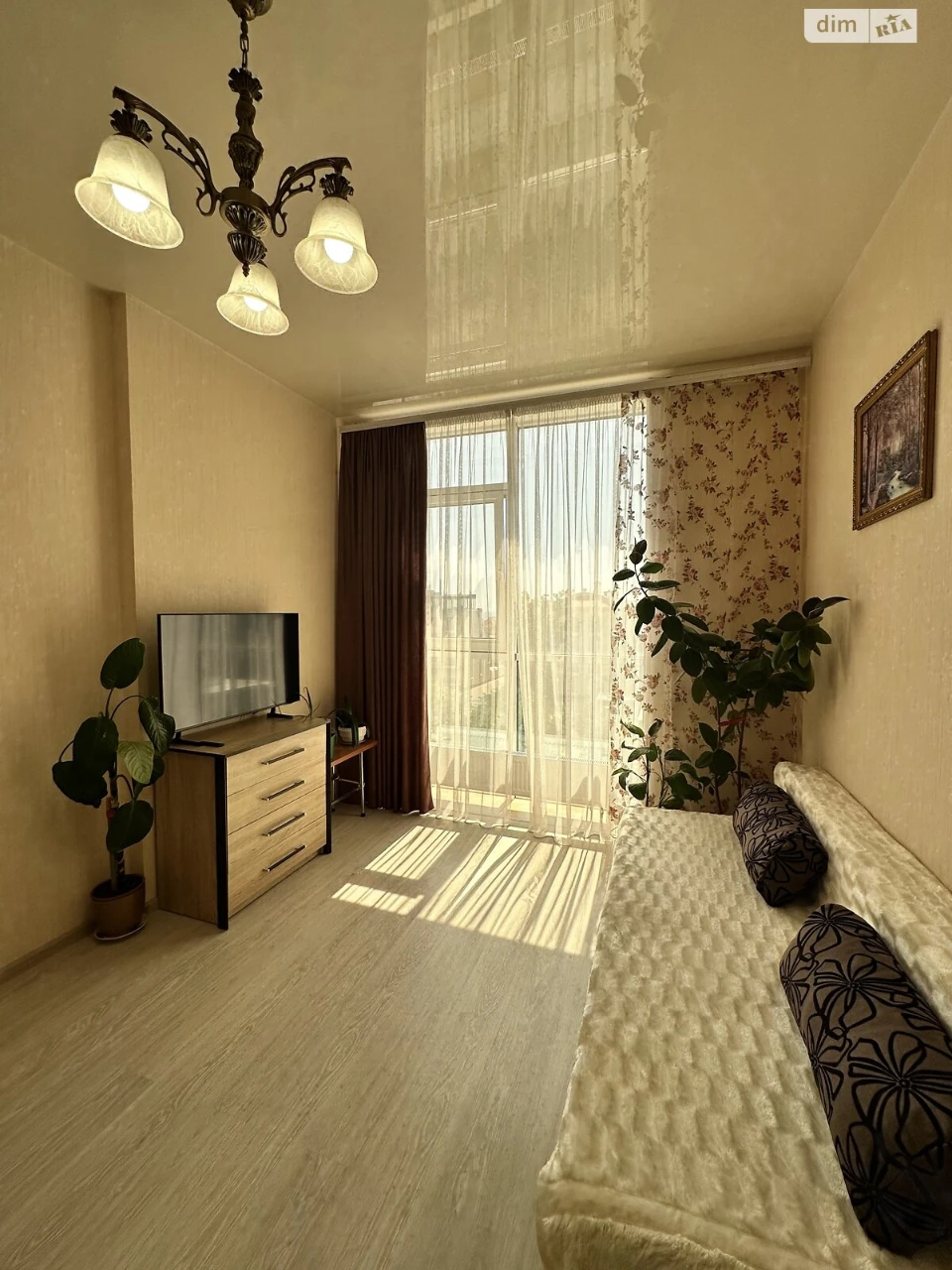 Long-Term Rental Apartment in Arcadia