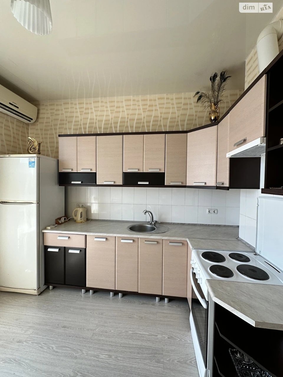 Long-Term Rental Apartment in Arcadia