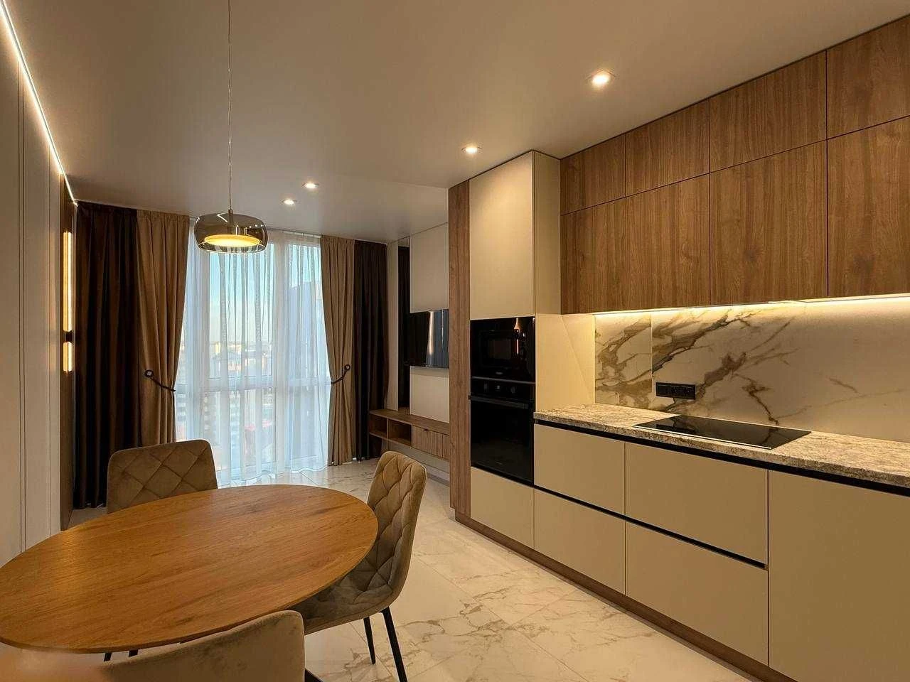 New fully furnished 1-bedroom apartment at a favorable price