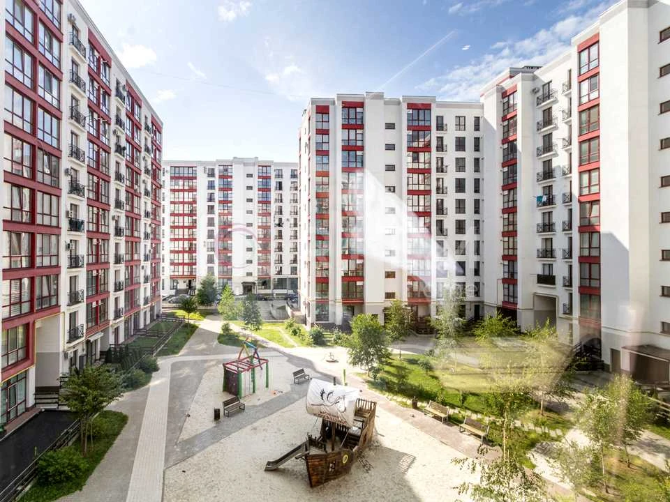 Apartment. Ivano-Frankivsk, Bastionna Street