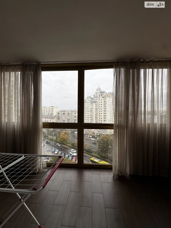 Long-Term Rental Apartment, Holosiivskyy