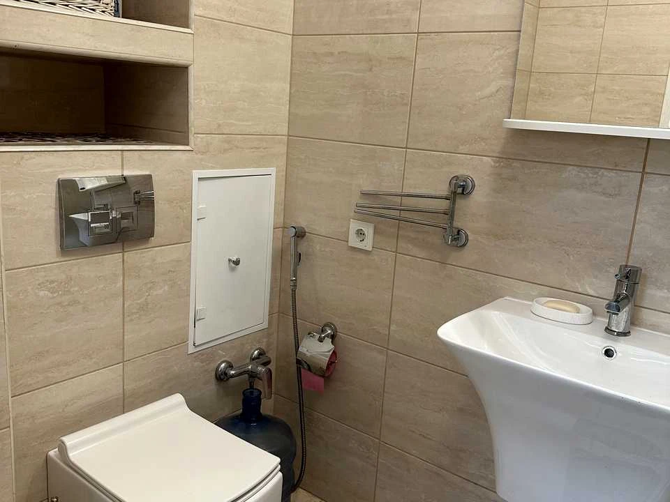 Apartment. Kyiv, Heroiv Polku "Azov" Street