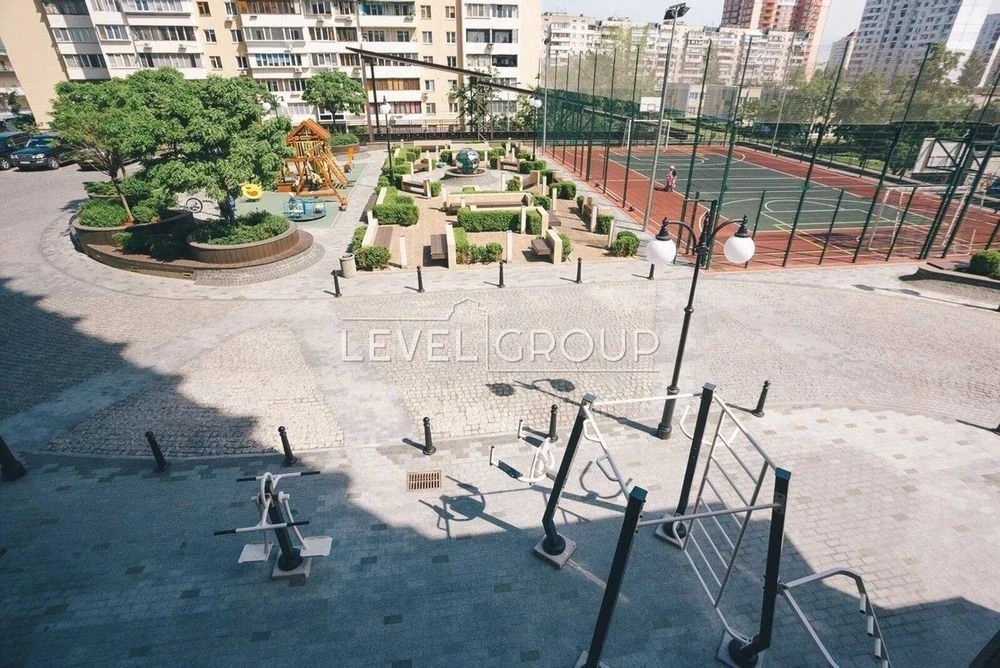 Two-room apartment for sale in Obolon Residences residential complex