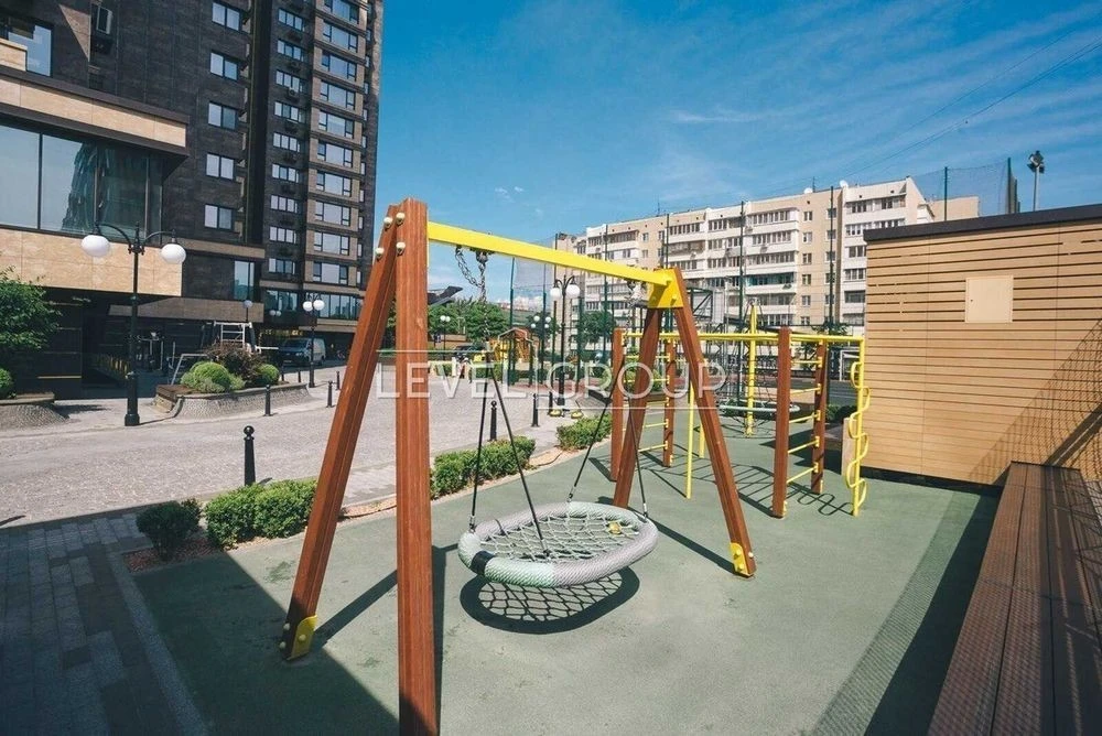 Two-room apartment for sale in Obolon Residences residential complex