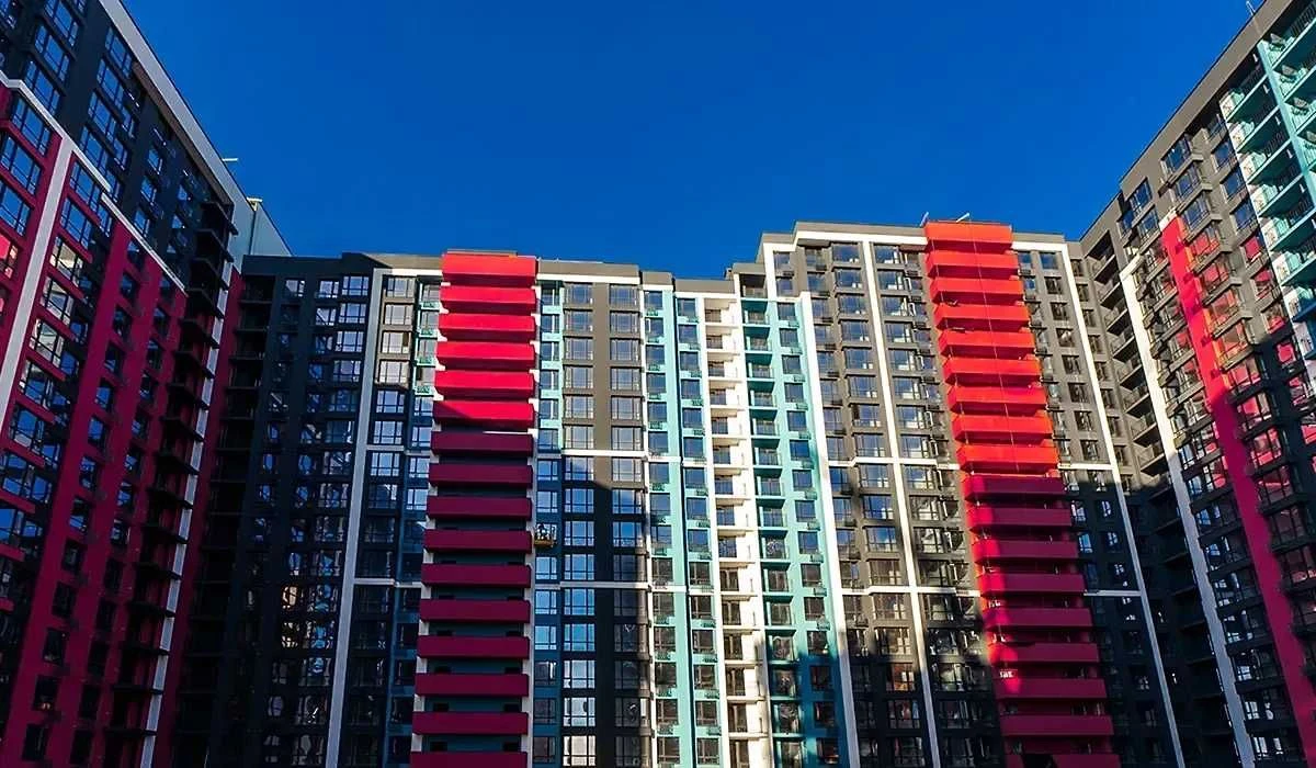 Completed 1-bedroom apartment near the center in the Skygarden residential complex