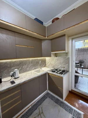 SALE OF A 4-ROOM APARTMENT IN THE HISTORICAL CENTER OF THE CITY