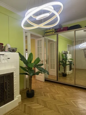 SALE OF A 4-ROOM APARTMENT IN THE HISTORICAL CENTER OF THE CITY