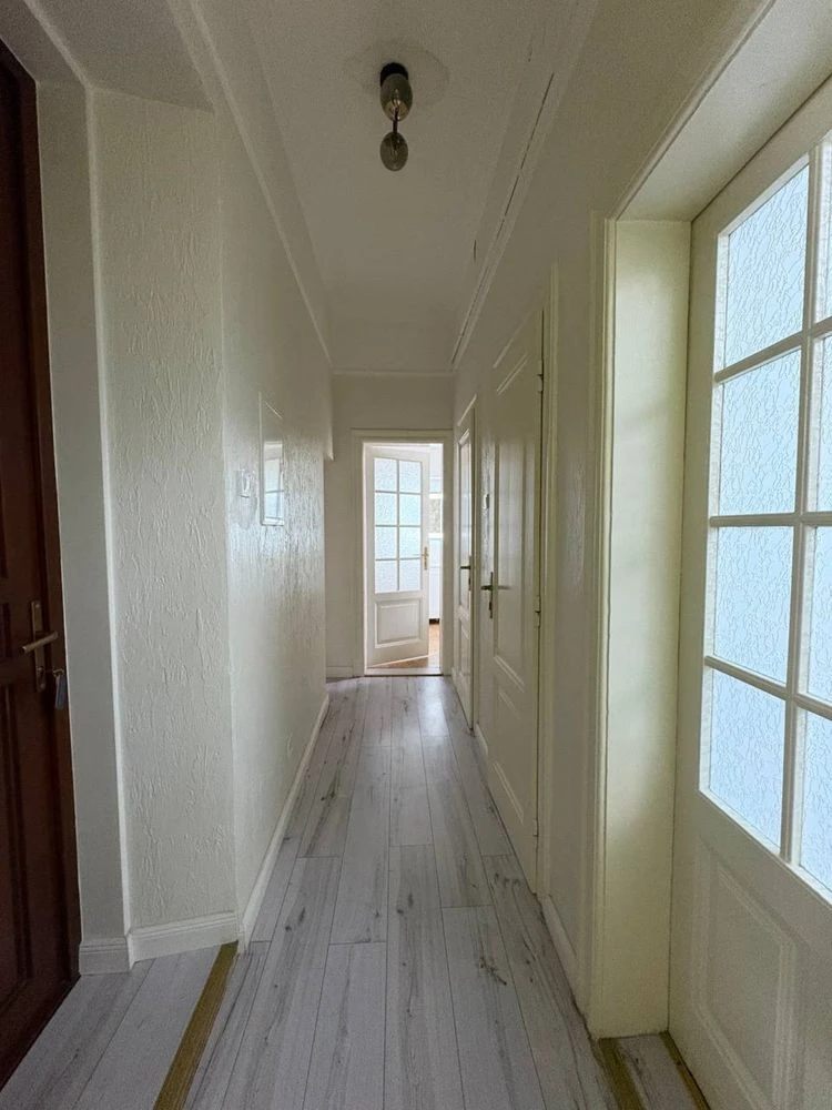 SALE OF A 4-ROOM APARTMENT IN THE HISTORICAL CENTER OF THE CITY