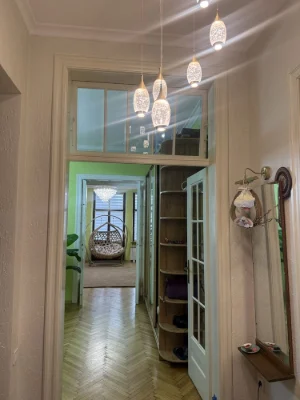 SALE OF A 4-ROOM APARTMENT IN THE HISTORICAL CENTER OF THE CITY