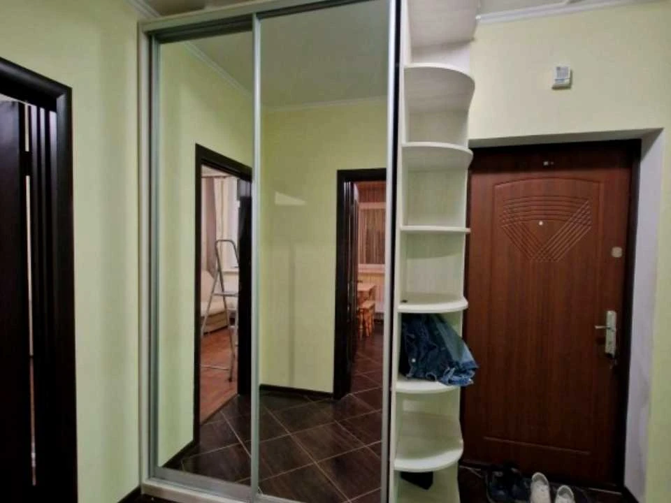 Apartment. Petro Kalnishovych Street, Kyiv
