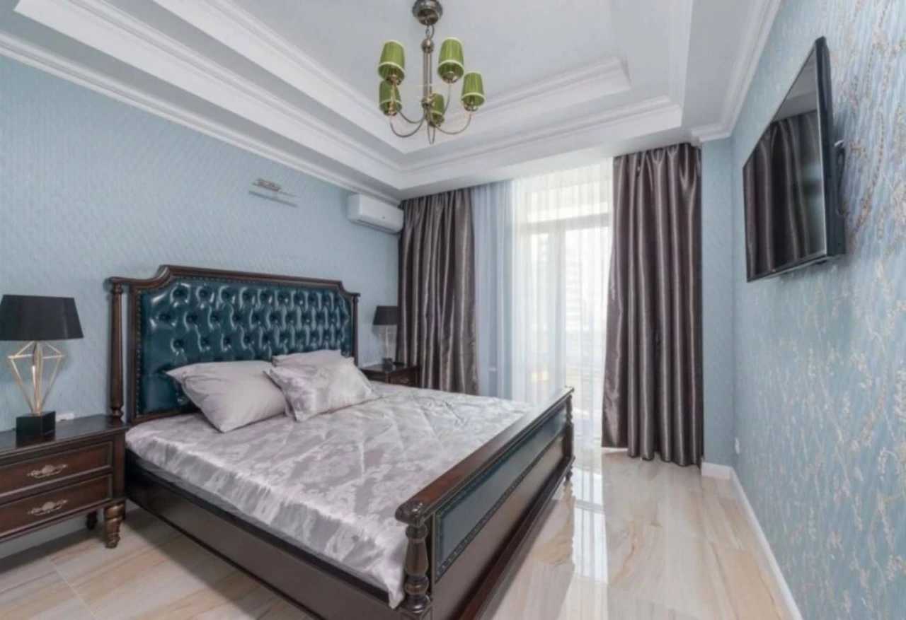 Apartment in ЖК Аристократ, 65 sq m, renovated, Konovalec, 34a / L