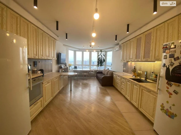 Apartment for Sale - Holosiiv