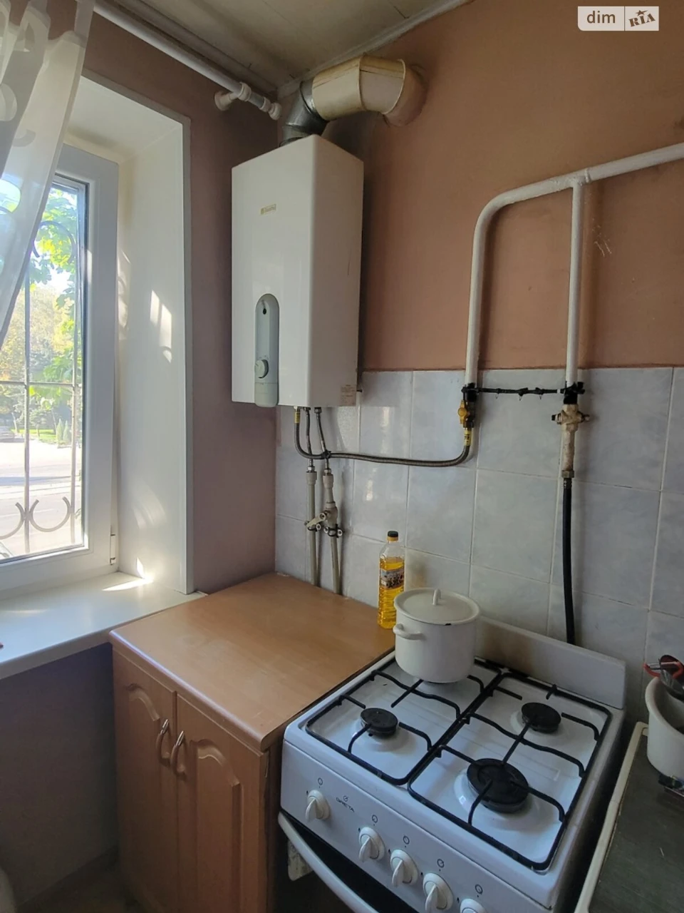 Sale of Apartment 12 District