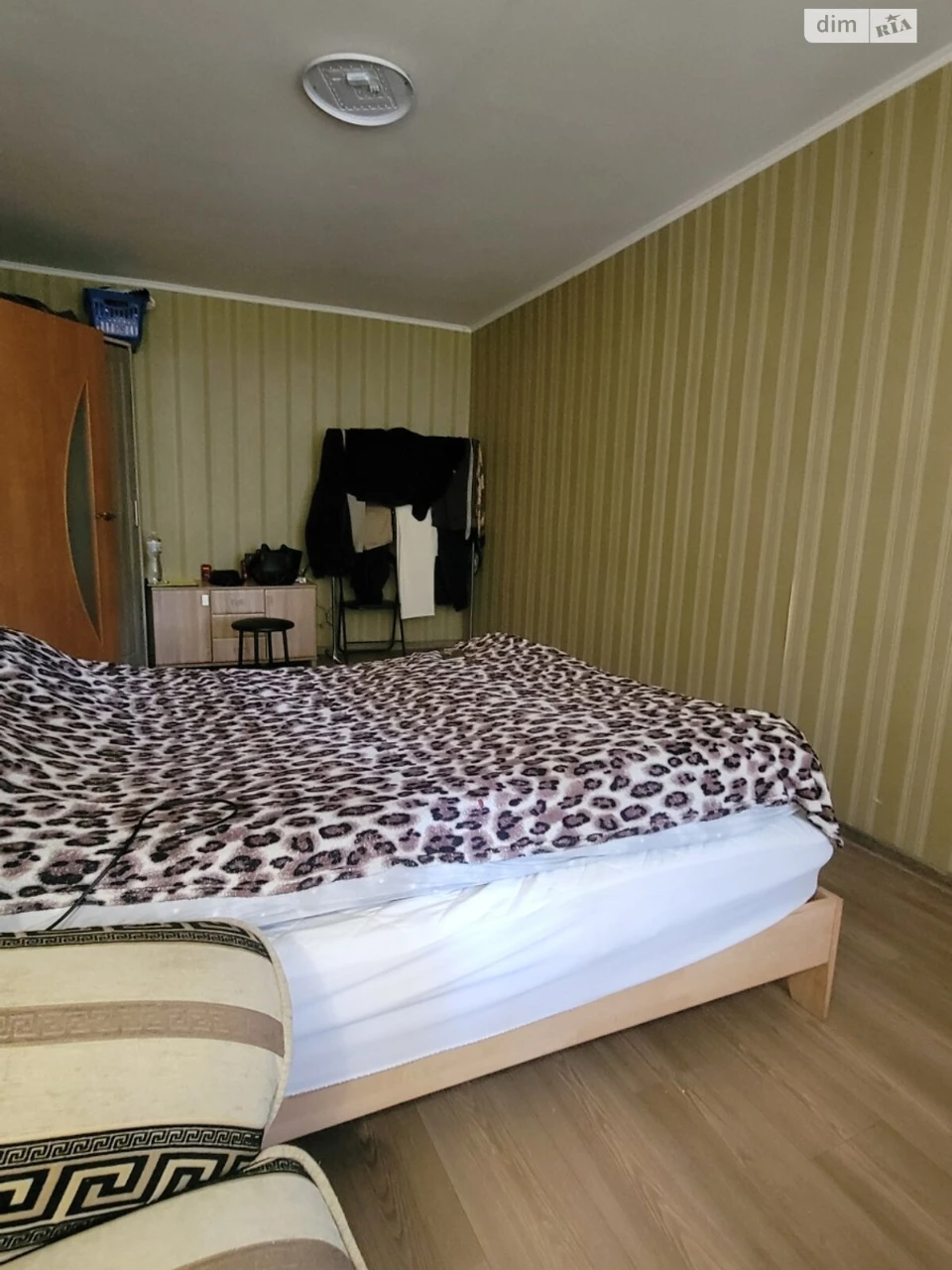 Sale of Apartment 12 District