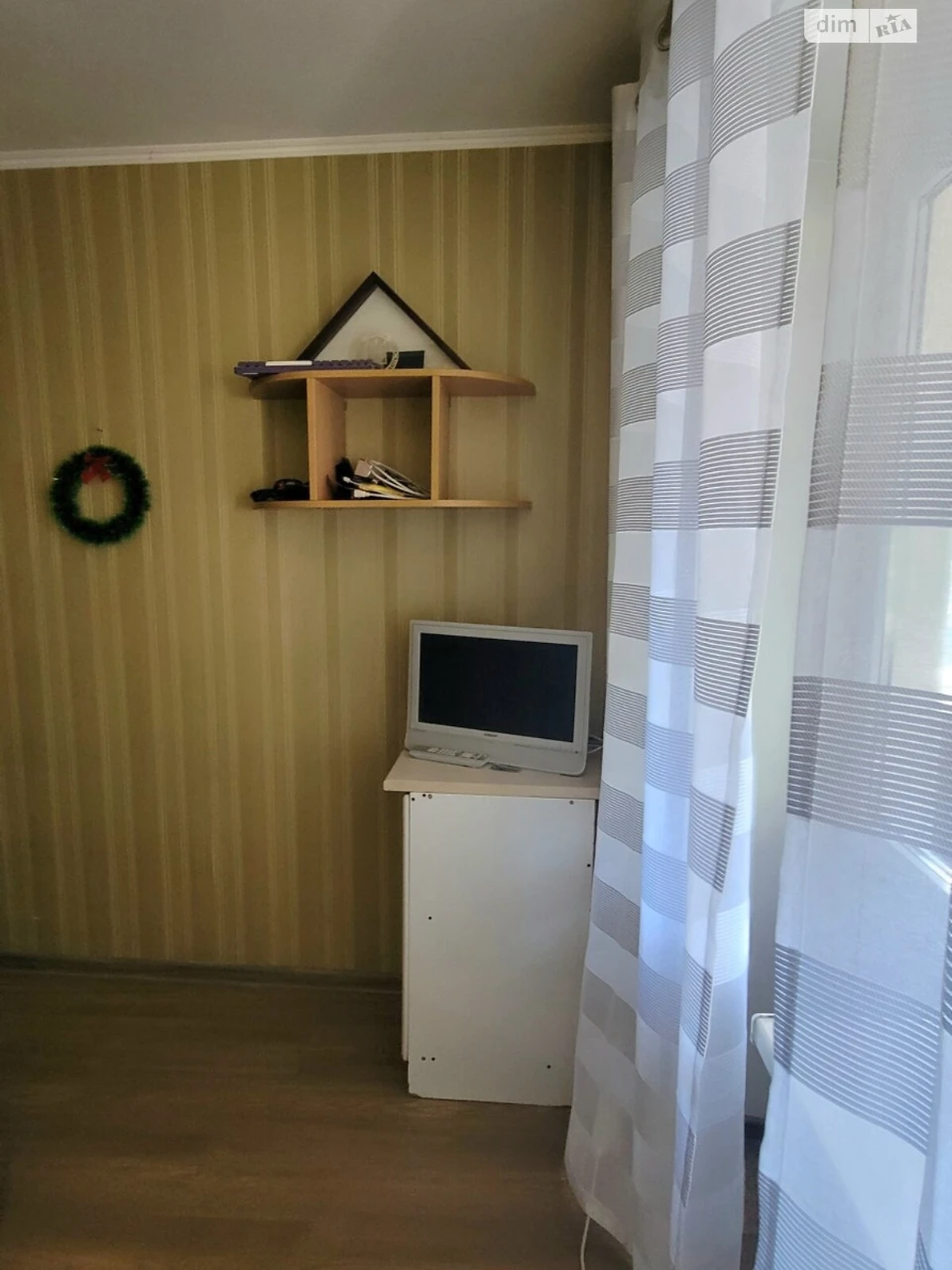Sale of Apartment 12 District