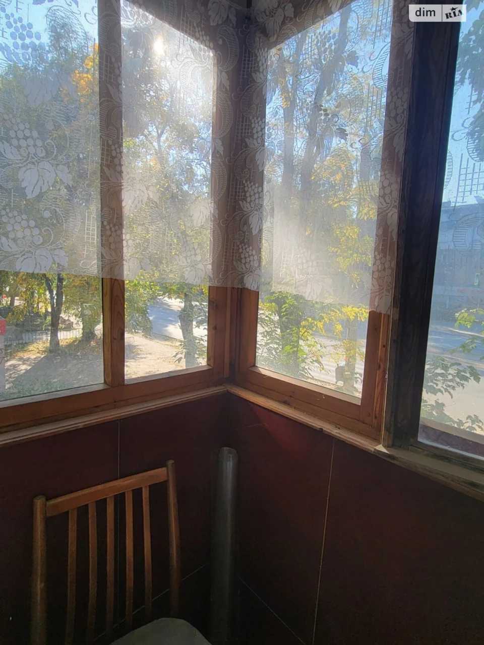 Sale of Apartment 12 District