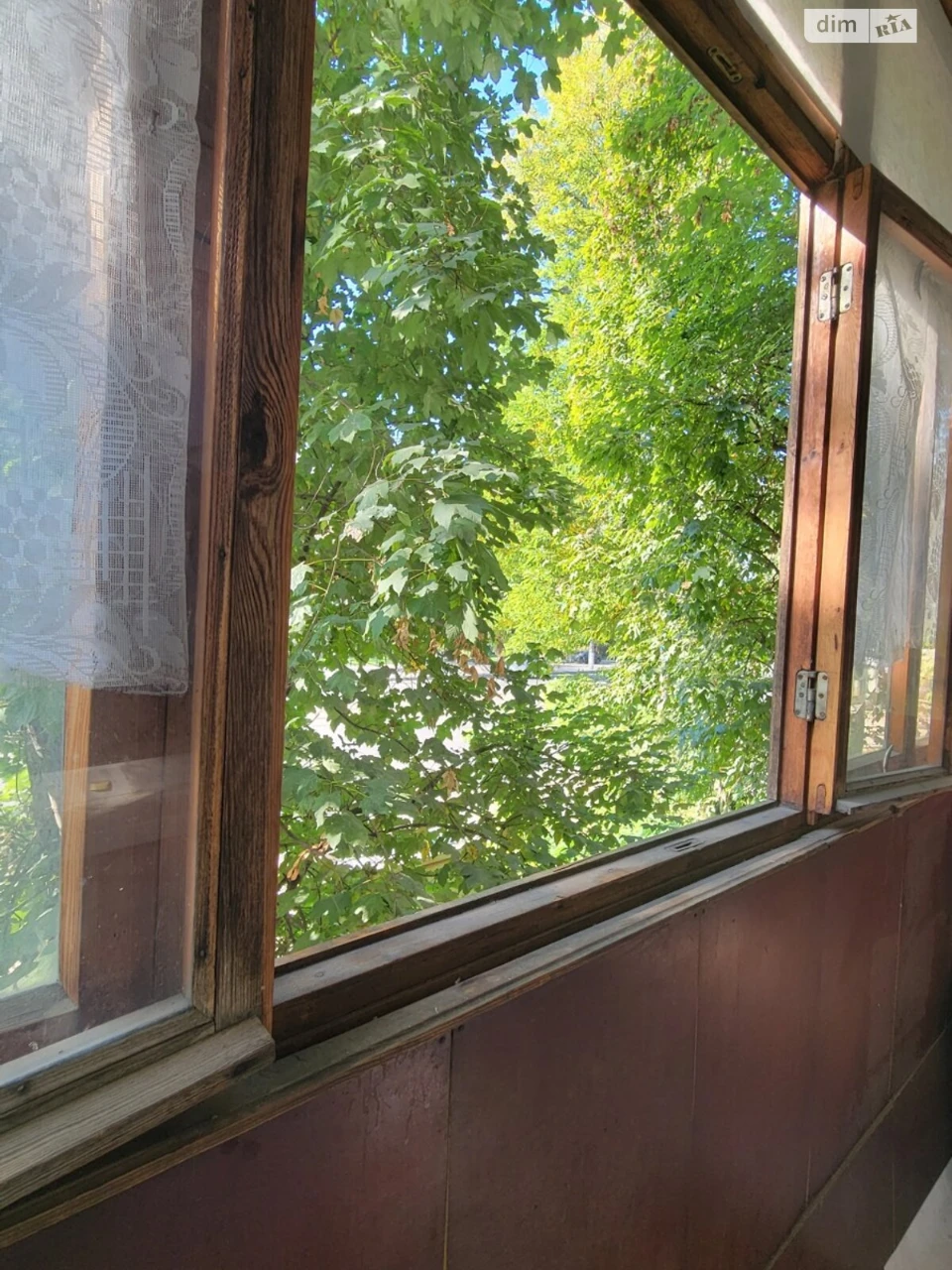 Sale of Apartment 12 District