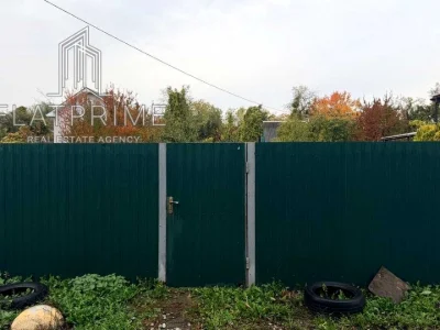 Ділянка. Київ, Садова вулиця
