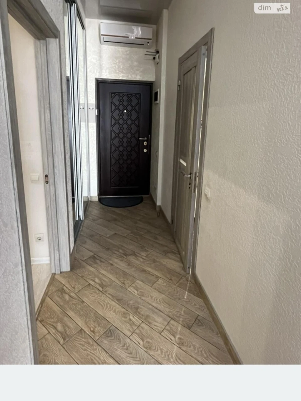 Long-Term Rental Apartment, Central Fountain Area