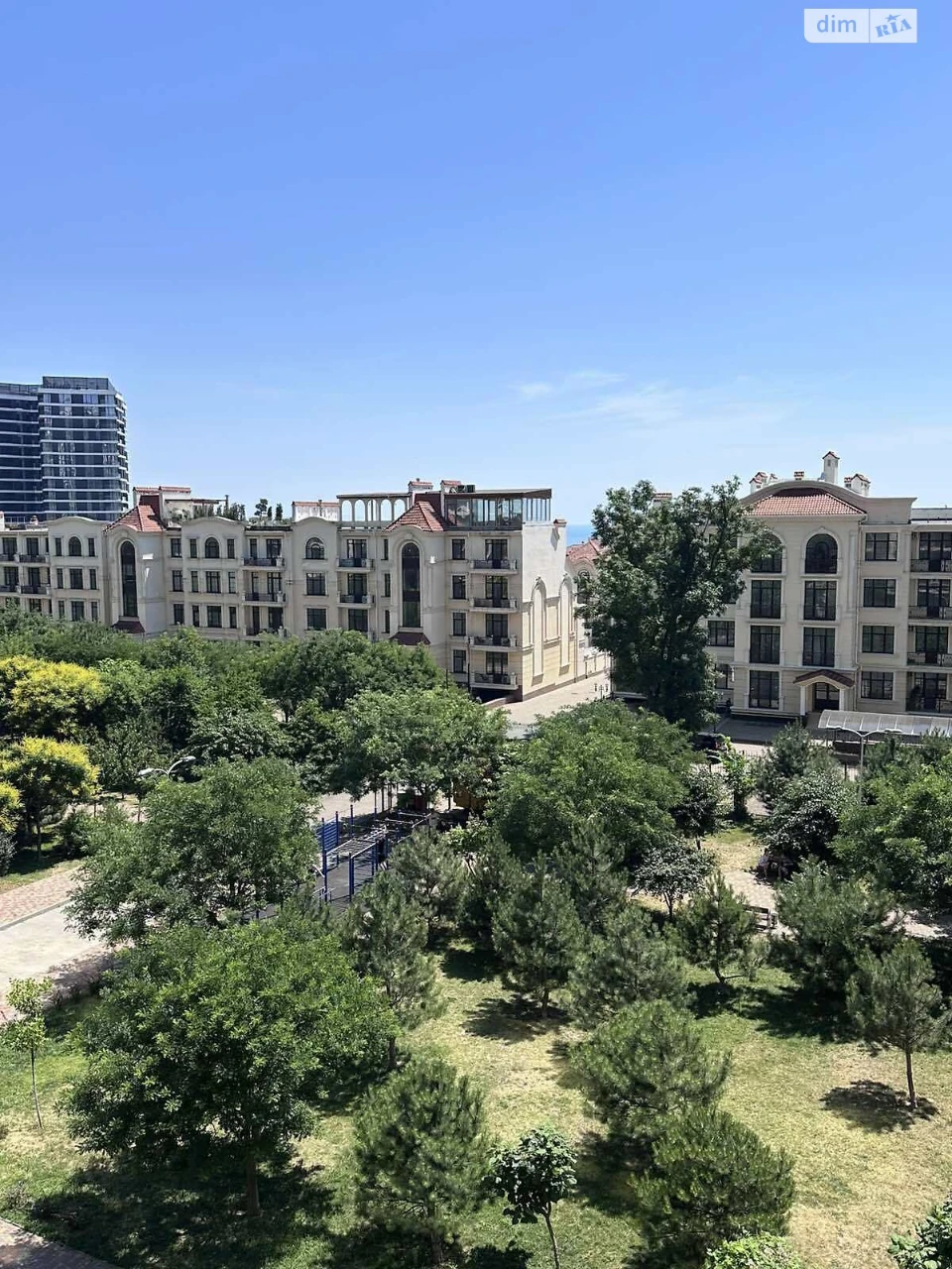 Long-Term Rental Apartment in Arcadia