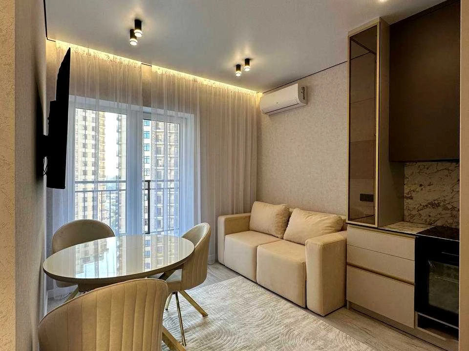 Apartment. Красноva st., Odessa