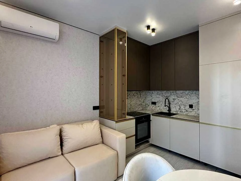 Apartment. Красноva st., Odessa