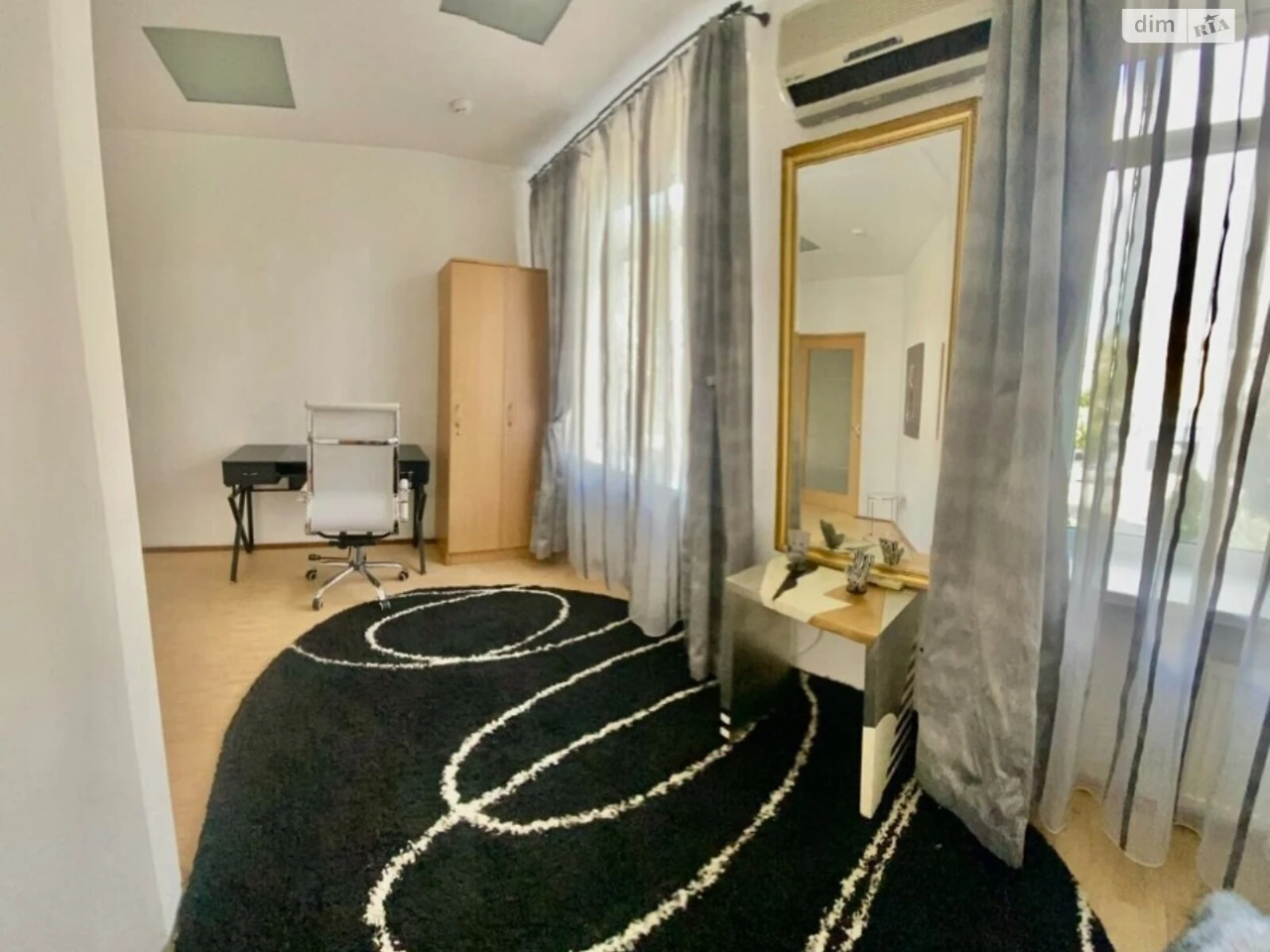Long-Term Rental Apartment, Lychakivsky District