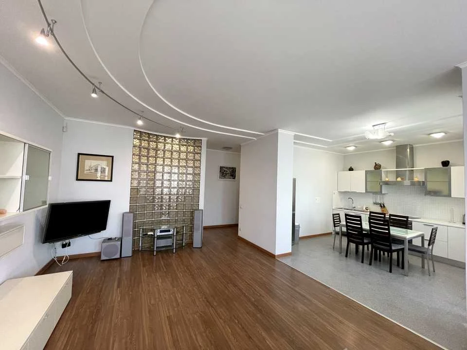 Apartment. Lesya Ukrainka Blvd, Kyiv