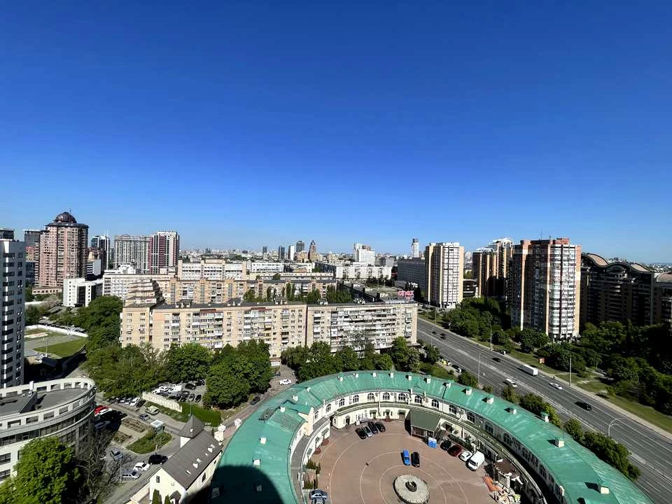 Apartment. Lesya Ukrainka Blvd, Kyiv