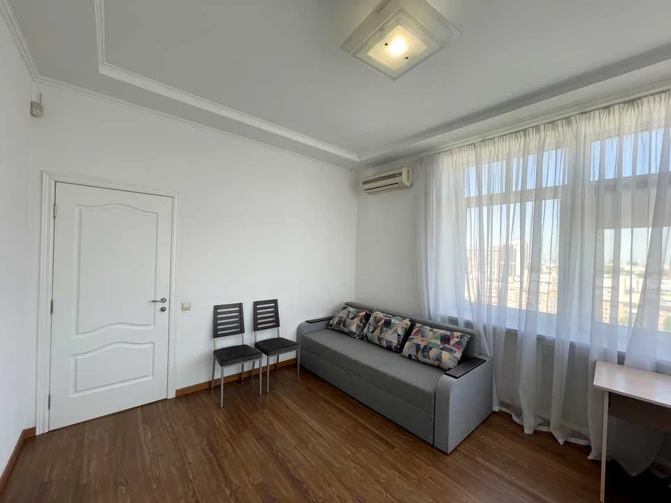 Apartment. Lesya Ukrainka Blvd, Kyiv