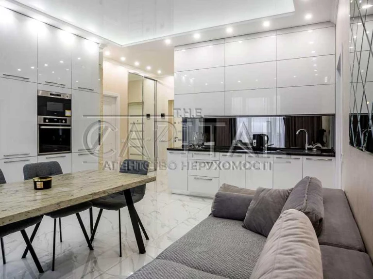Apartment. Zarechnaya st. Kyiv