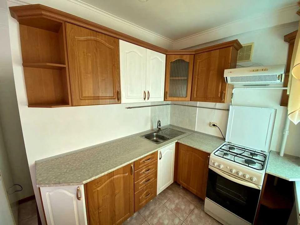 Apartment. Kyiv, Korylivska Street