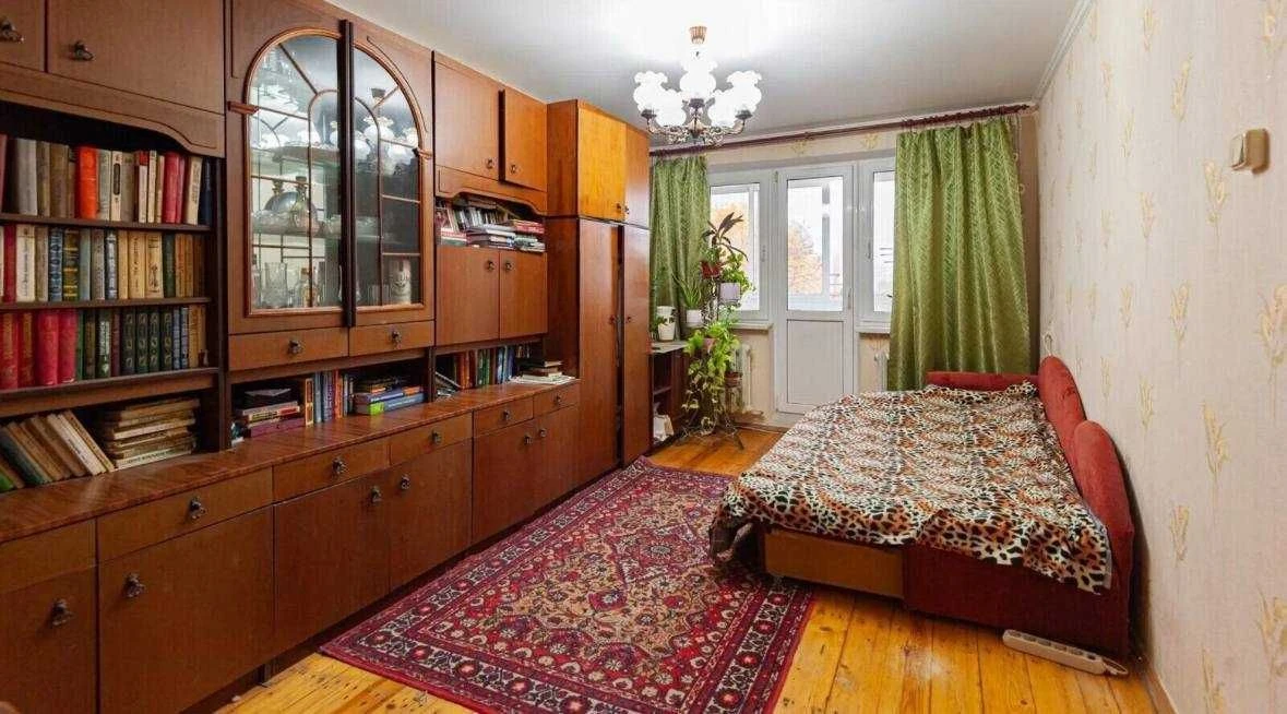 Продажа 1-комнатной квартиры на ул. Науковой