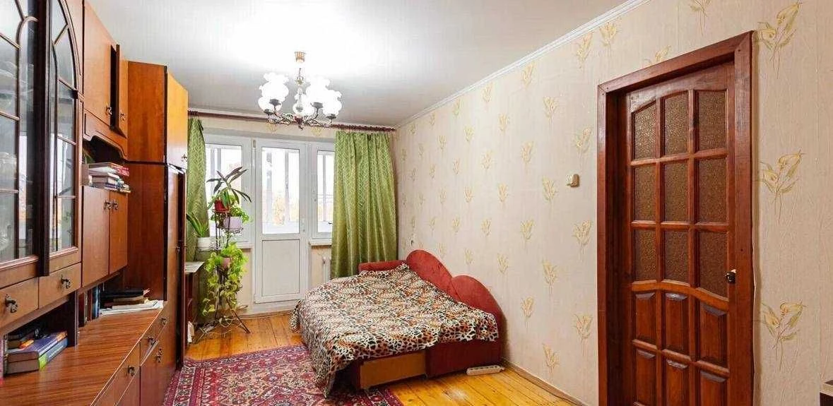 Продажа 1-комнатной квартиры на ул. Науковой