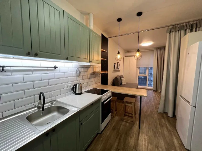 Sale of a smart apartment in the "Nova Angliya" residential complex, near the Vasilkiv metro station