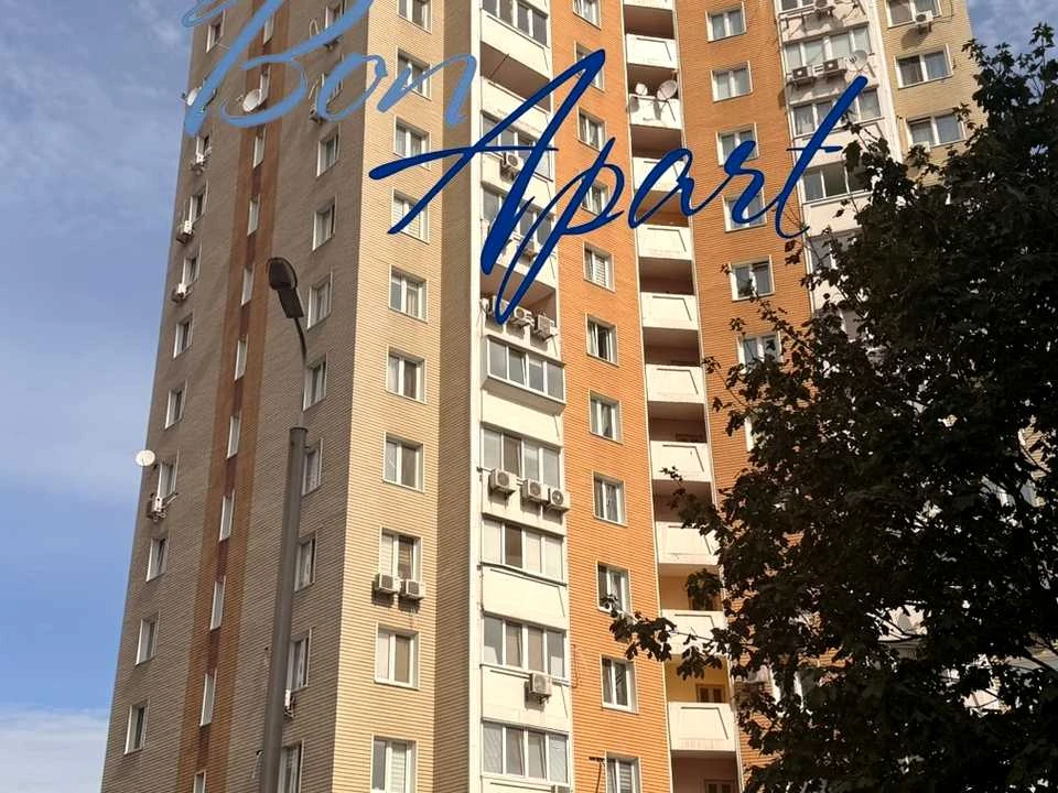 Apartment. Dragomannova st., Kyiv.