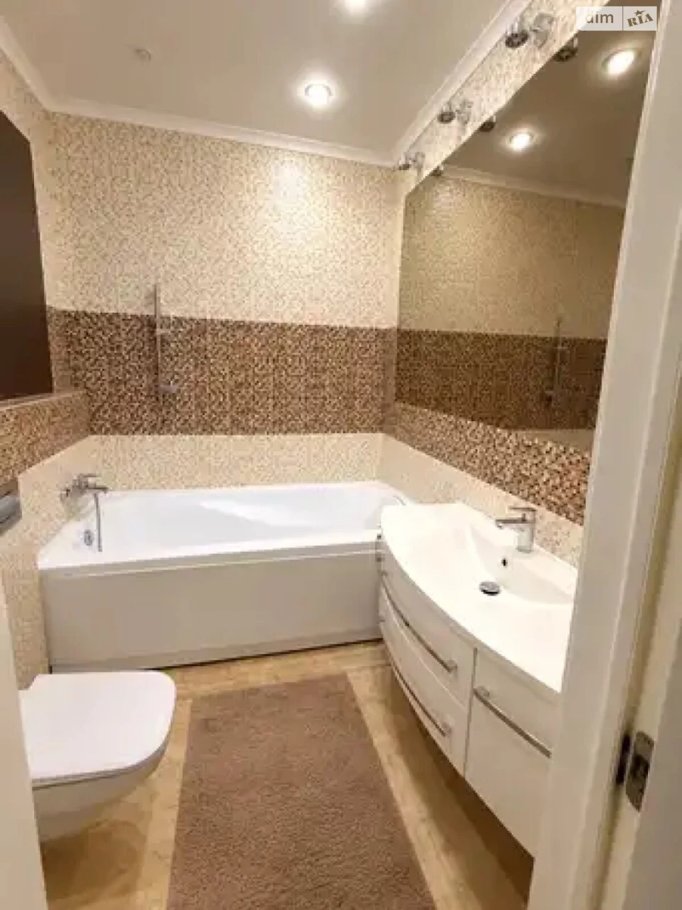 Продаж Квартира Дарницький