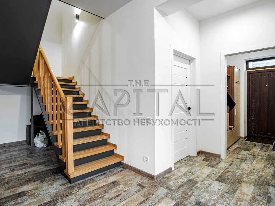 House. Kyiv, Central Street