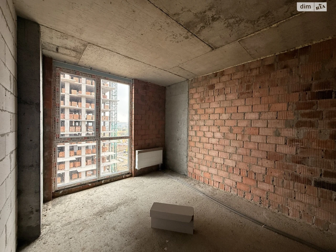 Apartment for Sale: Center