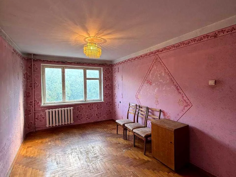 Apartment. Kharkiv, Svitla St.