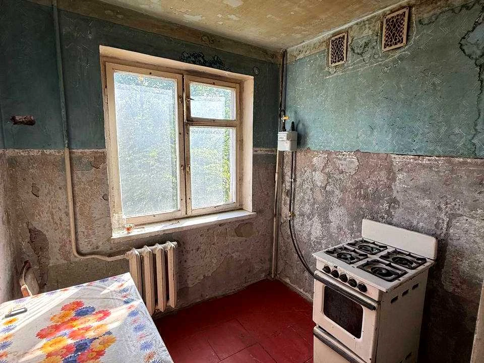 Apartment. Kharkiv, Svitla St.