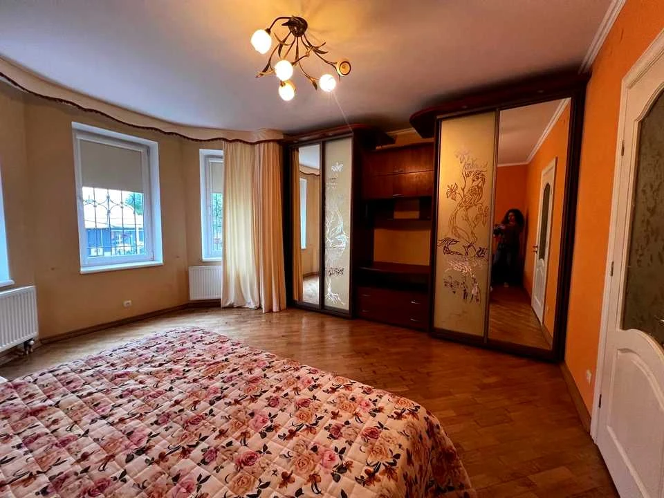 Apartment. Kyiv, Кирило Трільовського Street