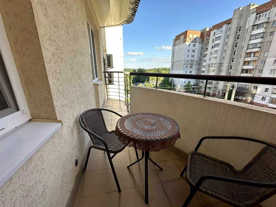 Apartment. Demnyanska st.
