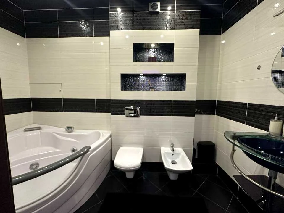 Apartment. Demnyanska st.