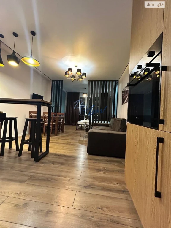 Long-Term Rental Apartment, Holosiiv