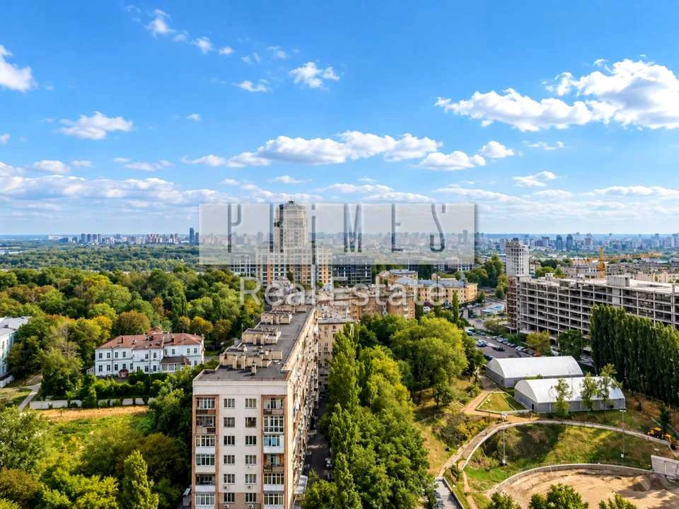 Apartment. Klovsky Uzviz, Kyiv