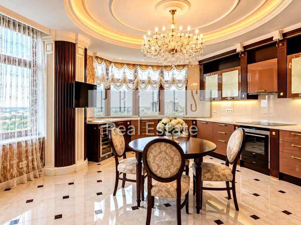 Apartment. Klovsky Uzviz, Kyiv