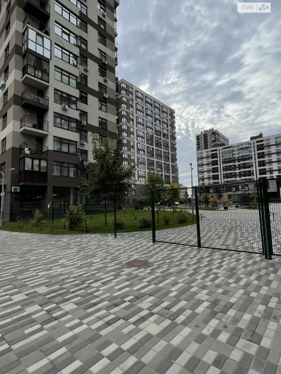Продаж Квартира Виноградар